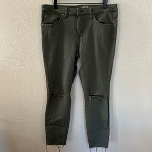 Universal Thread Olive Green Mid Rise Jegging Size 14/32R